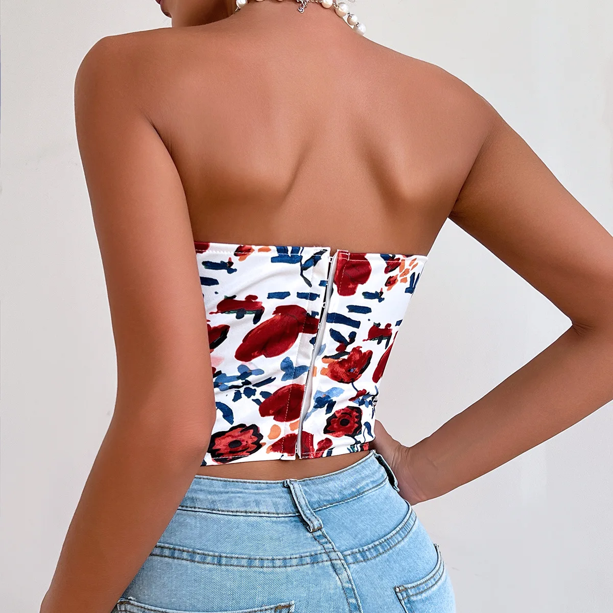 élégant corset fleuri parisien