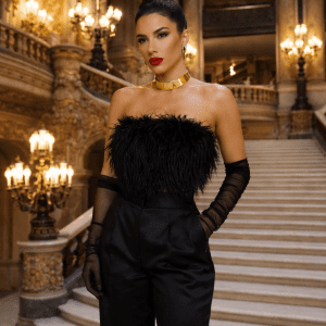 bustier bandeau plumes noir pantalon smoking palais garnier paris style haute couture élégant