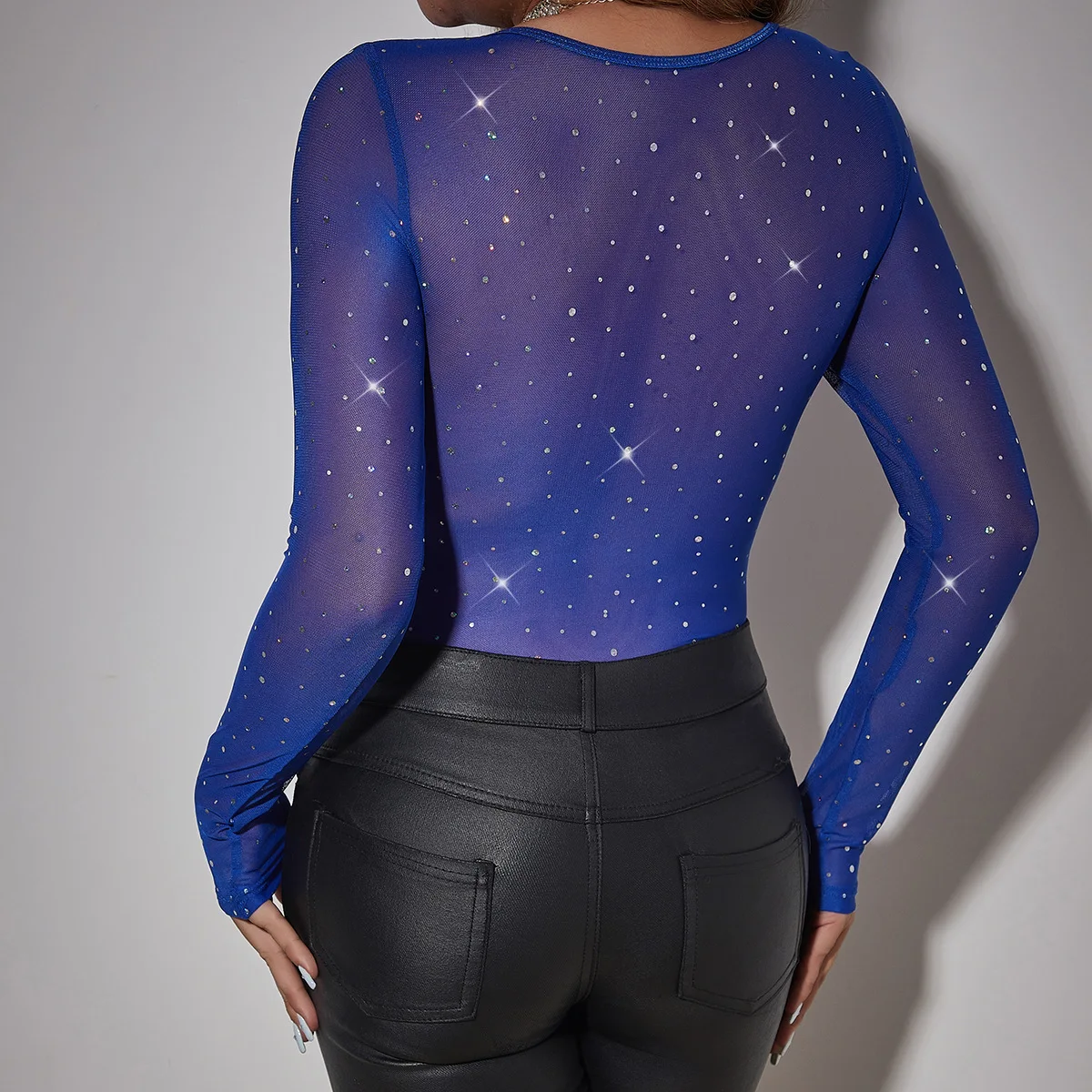 Body Corset Bleu à Paillettes Manches Longues – Image 2